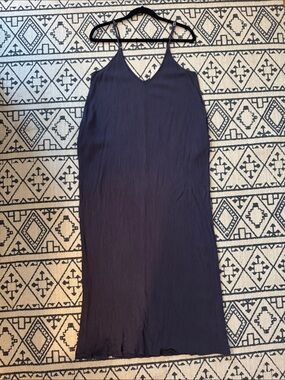 lovestitch Purplish Gray V‑Neck Spaghetti Strap Maxi Dress